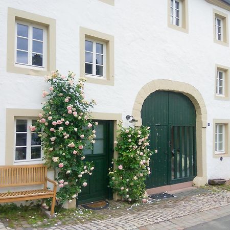 Living-In-History: Historischer Charme Und Design Dudeldorf Buitenkant foto