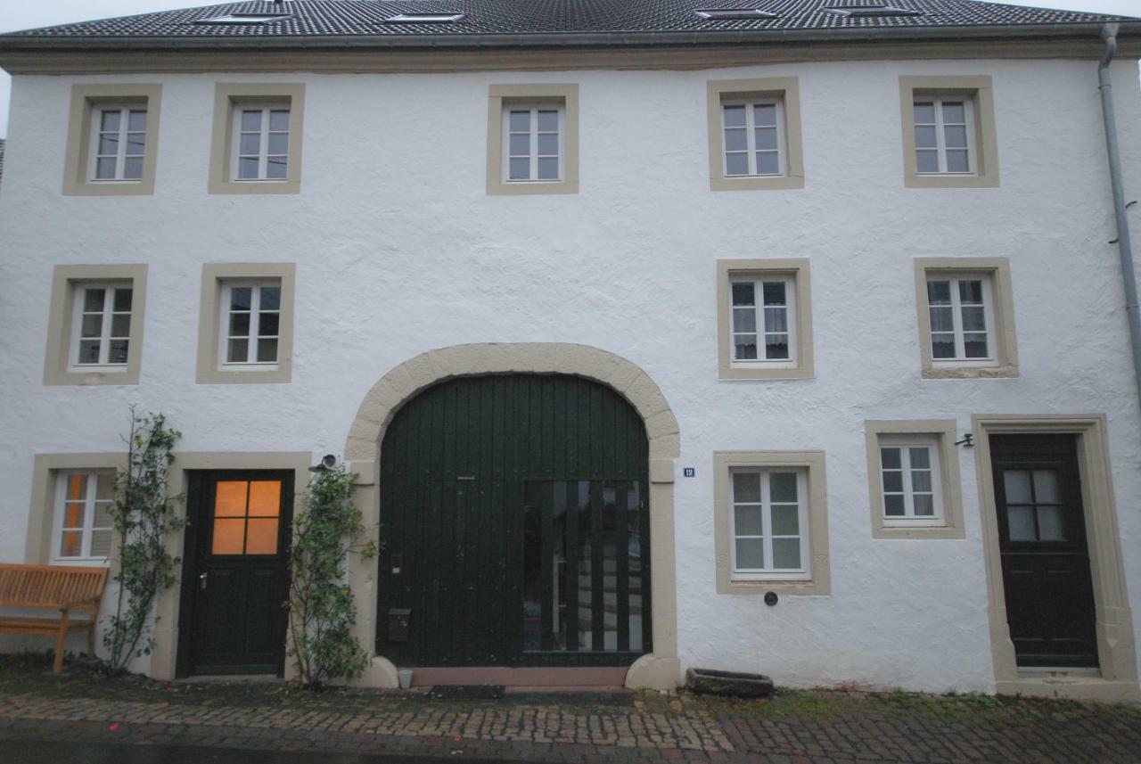 Living-In-History: Historischer Charme Und Design Dudeldorf Buitenkant foto